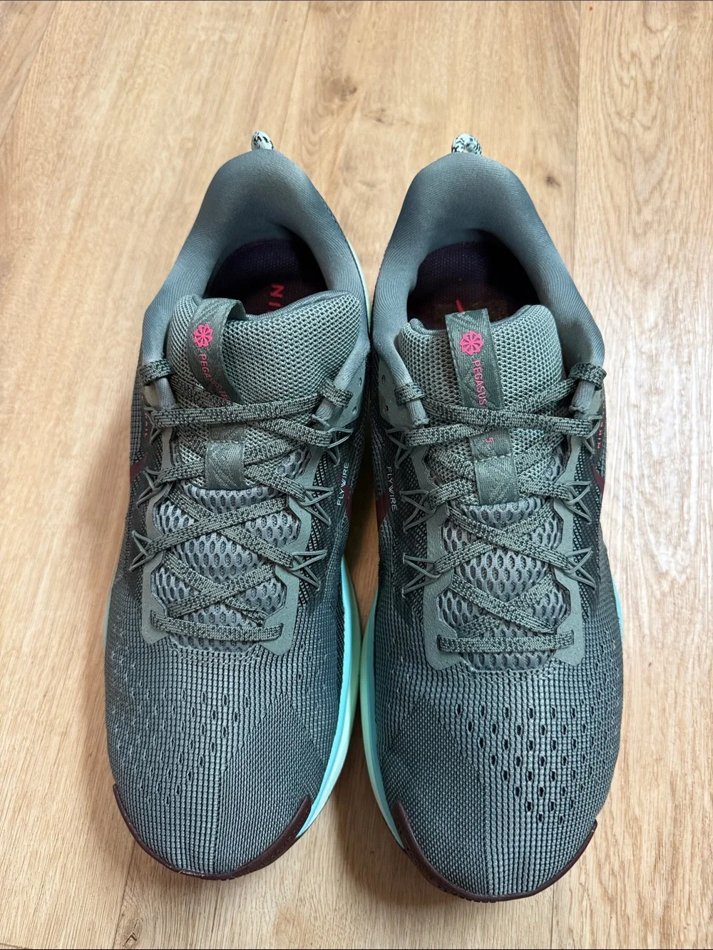Nike PegasusTrail 5 Running Shoes - Green Mint and Maroon Accents